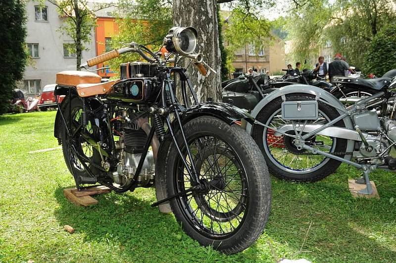 Nejstarší motocykl FN - M67 z r. 1926.