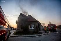V Bohuslavicích zasahovali hasiči u požáru elektrického spotřebiče v domě