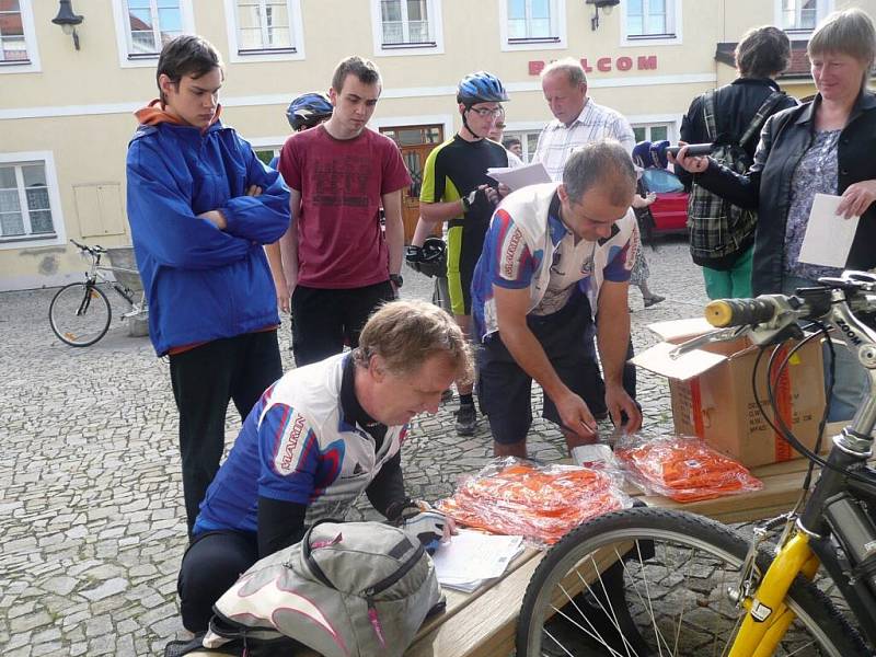 12. ročník mezinárodní cyklistické akce v česko - polském příhraničí Cyklo Glacensis. 