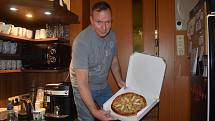 Do pizzerie Sudetka se vrací zákazníci i po mnoha letech na vyhlášenou pizzu.
