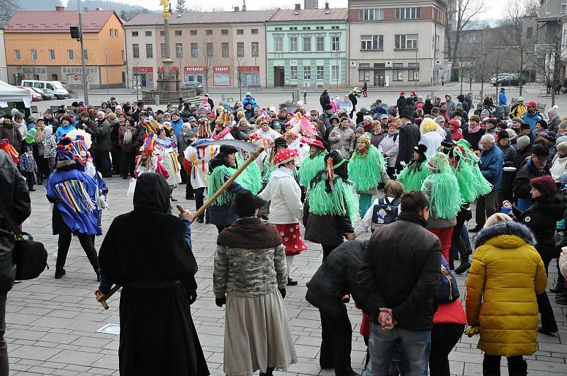 Masopustní rej v Hronově