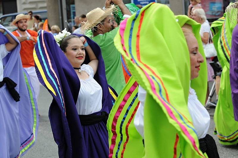 64. Mezinárodní folklorní festival v Červeném Kostelci.