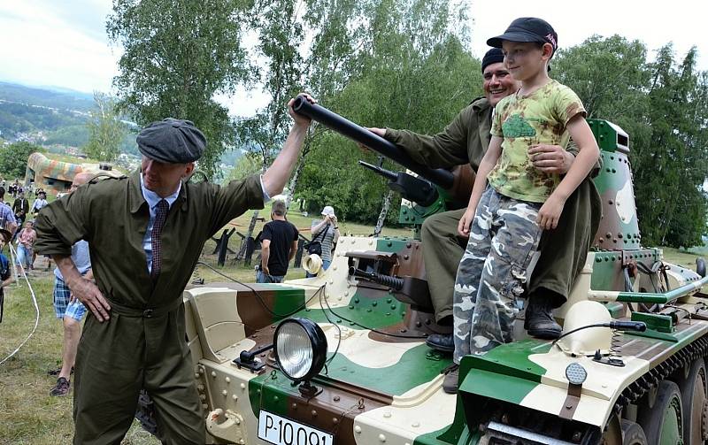 Na pěchotním srubu N-S 82 Březinka připomněli 100. výročí vzniku samostatného Československa a 80. výročí mobilizace.