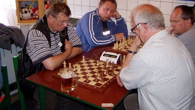 Šachy: Polákům se v Broumově dařilo - Náchodský deník