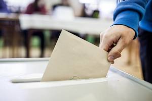 Od roku 2026 by se v Česku měly volby konat už pouze v jednom dni