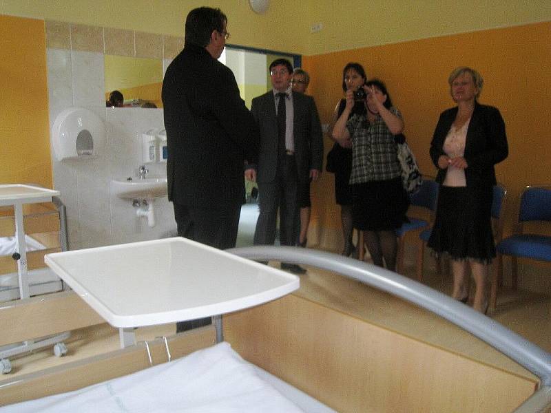Rekonstrukce nemocnice v Broumově již byla dokončena.