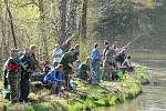 K rybníku Krčmařík se sjelo 88 rybářů, aby zde předvedli svou šikovnost a tu svoji „nejlepší“ návnadu na devatenáctém ročníku rybářských závodů.