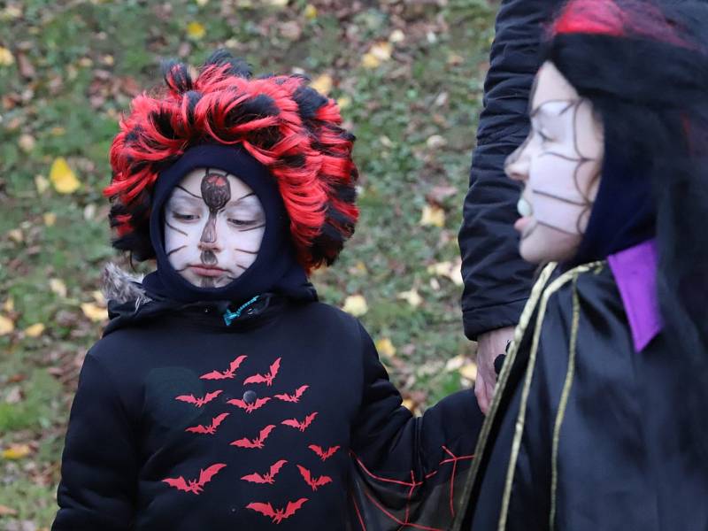 Děti plnily halloweenské úkoly