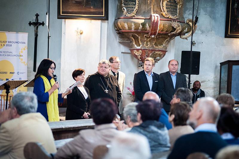 V božanovském kostele sv. Máří Magdalény odstartoval letní hudební festival klasické hudby Za poklady Broumovska. Foto: Jakub Šleis