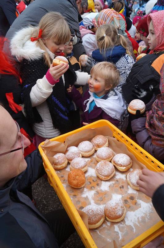 Masopustní průvod v Červeném Kostelci.