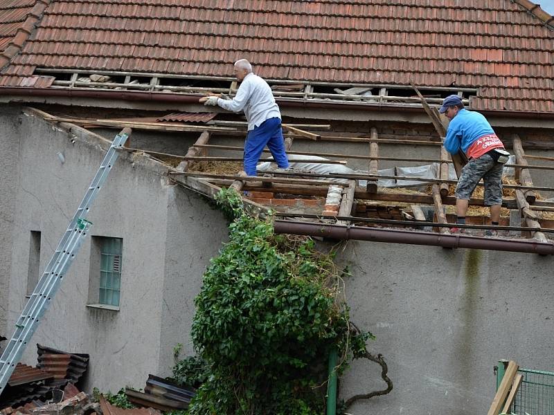 Větrná smršť v Bohuslavicích nad Metují