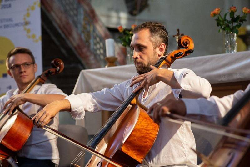 Sobota 25. srpna patřila souboru Prague Cello Quartet, který oslnil publikum v kostele sv. Jiří a