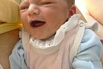SABINA VOJTĚCHOVÁ se narodila 13. listopadu 2011 v 5:55 hodin s délkou 49 centimetrů a váhou 3460 gramů.S rodiči Hanou Vojtěchovou a Markem Violou má domov v Polici nad Metují. 