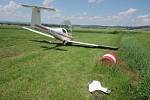 V sobotu 27. června došlo na Náchodsku k havárii ultralightu, kterou nahlásil pilot krátce před jednou hodinou odpoledne. Nehoda naštěstí neměla tragické následky.