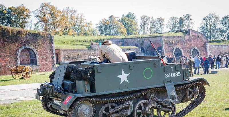 100. výročí vzniku samostatného československého dělostřelectva  