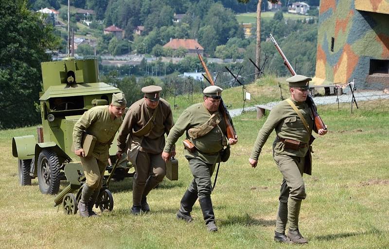 Na pěchotním srubu N-S 82 Březinka připomněli 100. výročí vzniku samostatného Československa a 80. výročí mobilizace.