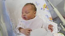 NIKOLA ŠEDIVÁ ze Zdoňova se narodila 8. října 2017 v 5.59 hodin. Holčička vážila 3335 gramů a měřila 50 centimetrů. Rodiče Andrea Křížová a Zdenek Šedivý mají doma ještě čtrnáctiměsíčního chlapečka Radimka.