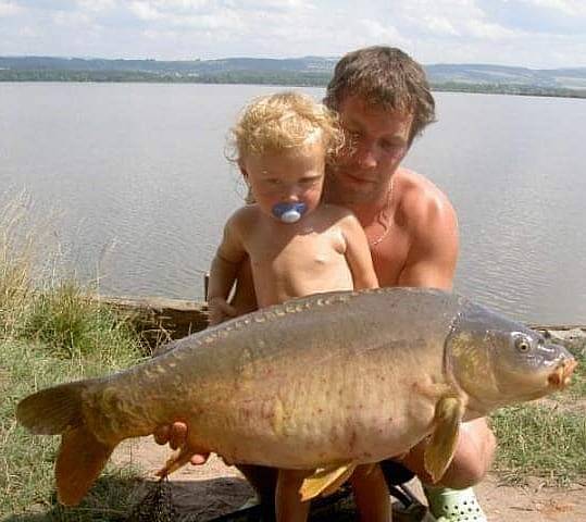 Václav Petr z Dobrušky a jeho úlovky z "východočeského moře" Rozkoš.