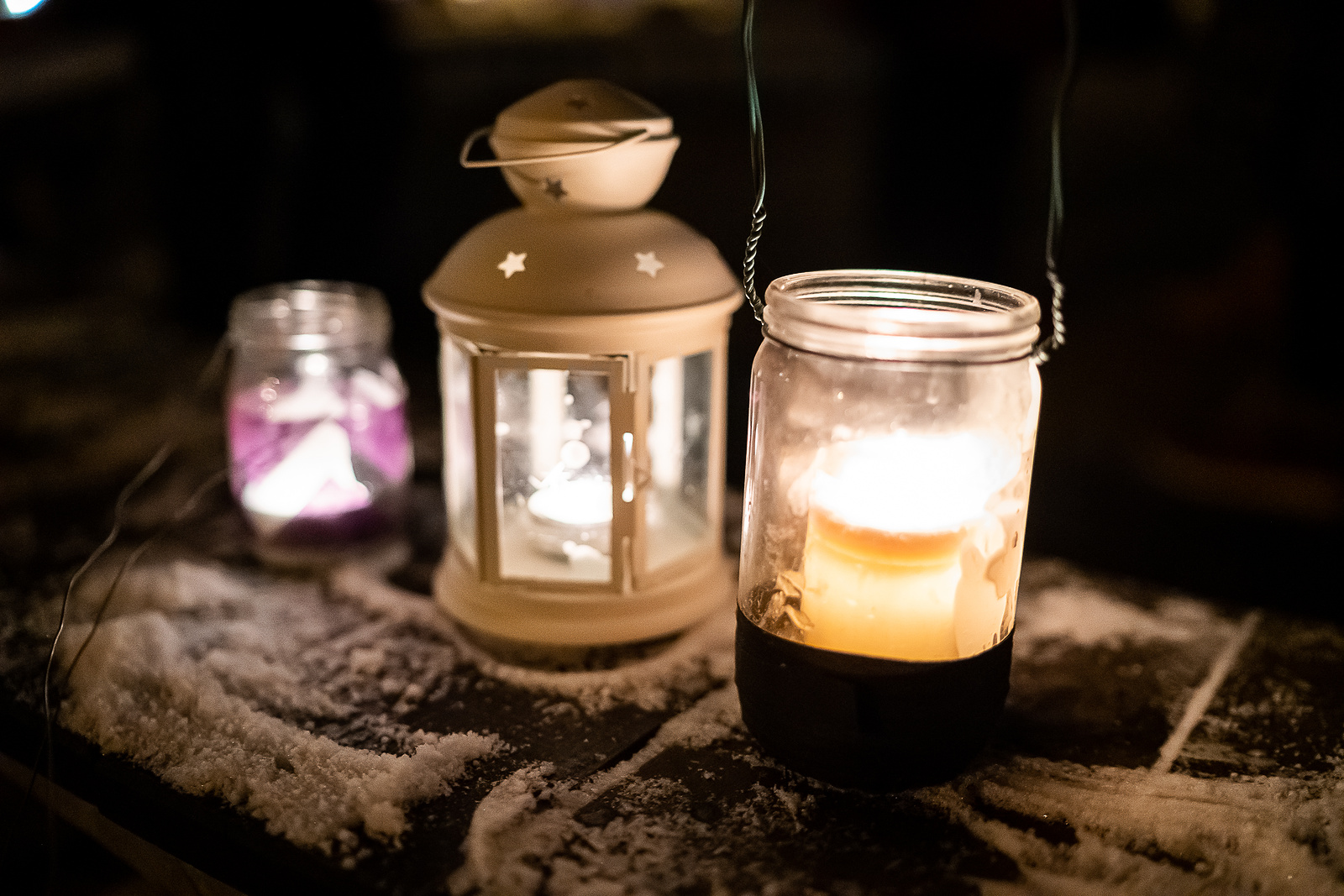 Betlémské světlo v lucernách rozzářilo domácnosti na Náchodsku - Náchodský  deník