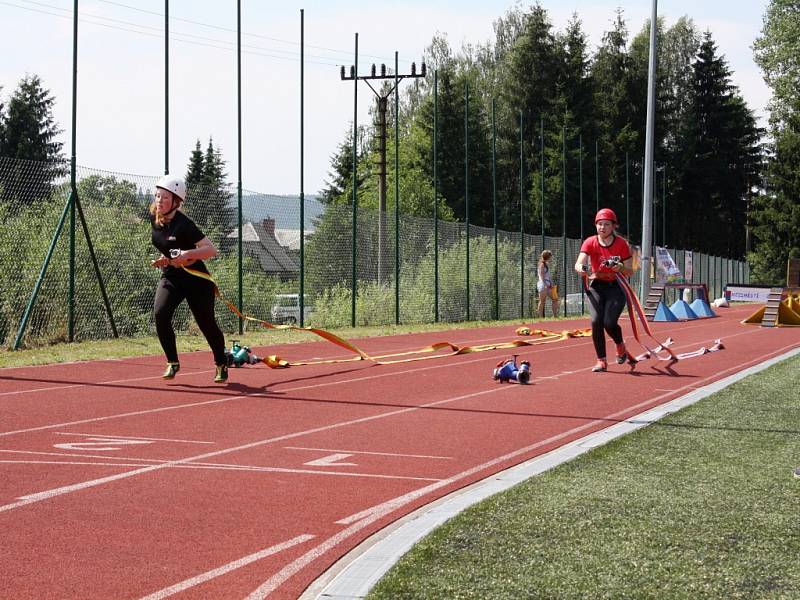 Hasičská soutěž „O pohár Podorlické ligy“ v požárním útoku a klání „O pohár starostky města Meziměstí“.