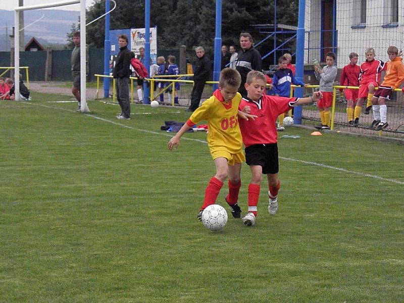 Okresní fotbalové výběry OFS U11 a OFS U12 se v České Skalici poměřily s výběry Hradce Králové.