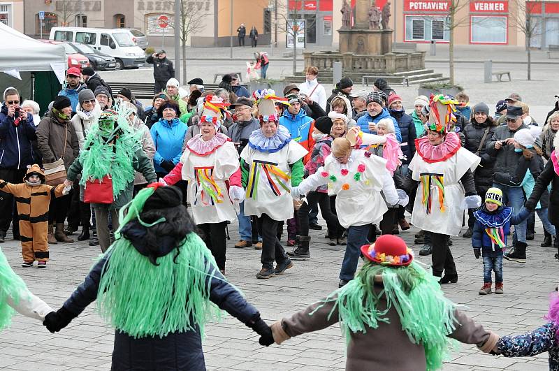 Masopustní rej v Hronově