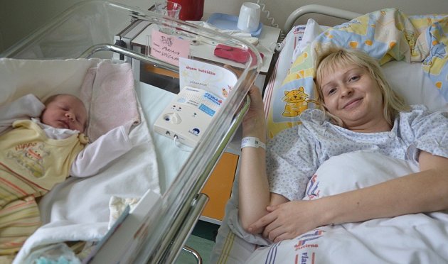Prvním miminkem narozeným v krajských nemocnicích Královéhradeckého kraje v roce 2016 je Anna Vágnerová. Na svět přispěchala 1. ledna ve 3:11 hodin v náchodské porodnici. 