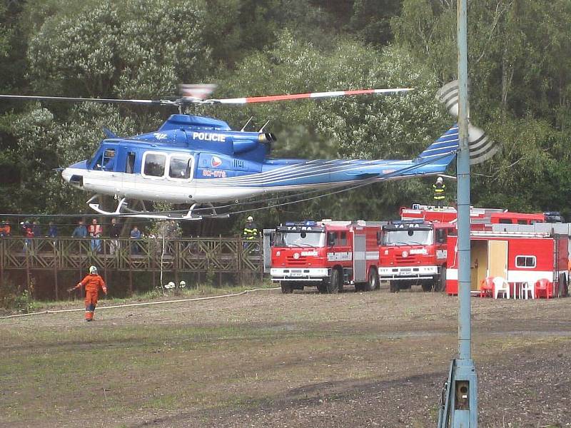 „Stěnava 2011 – povodeň Broumovsko“ bylo cvičení, kterého se zúčastnily téměř dvě stovky českých a polských hasičů. 