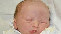 DOMINIK SKALICKÝ se narodil 13. března 2014 ve 14:16 hodin s váhou 3630 g a délkou 51 cm. S rodiči Nikolou Pochobradskou a Petrem Skalickým bydlí ve Žďáru nad Metují. 