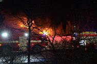 Požár rodinného domu vedle mateřské školky v Náchodě - Bělovsi.