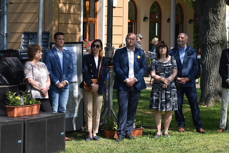 V Náchodě-Bělovsi dnes dopoledne zahájili lázeňskou sezónu.