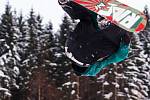 V nedávno otevřeném snowparku IGUANA v Deštném v Orlických horách se o víkendu poprvé závodilo. Na startu se sešla česká špička freeskierů.