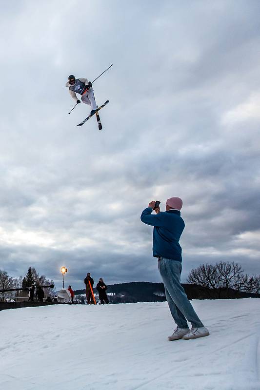 Soldiers - FIS finále Světového poháru v Big air v Deštném v Orlických horách.