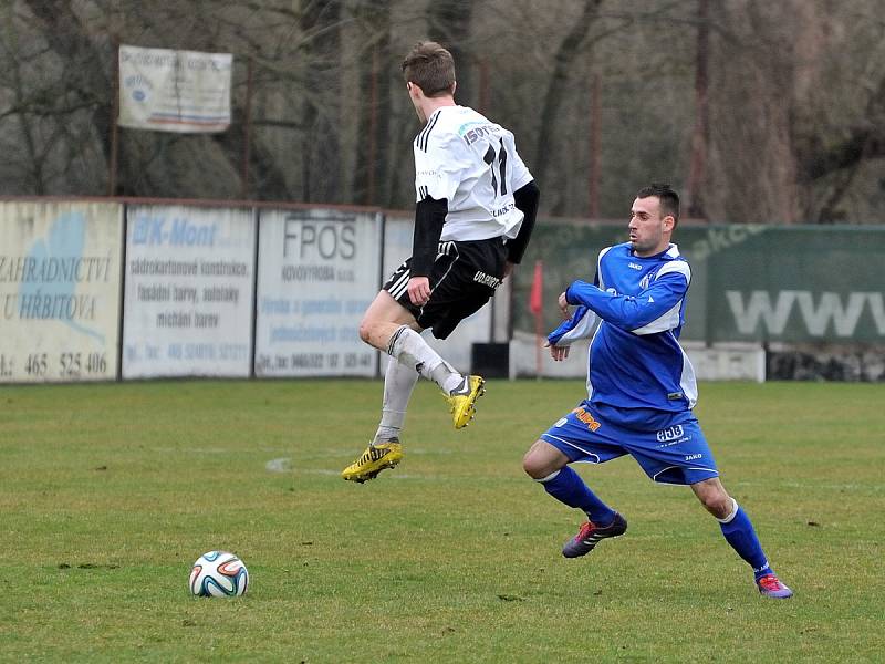 Divize C: Fotbalisté Týniště prohráli derby v Ústí o jediný gól, druhý poločas hráli v deseti. 