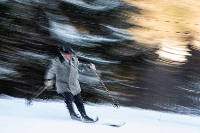 MČR v historickém lyžování v Olešnici v Orlických horách.