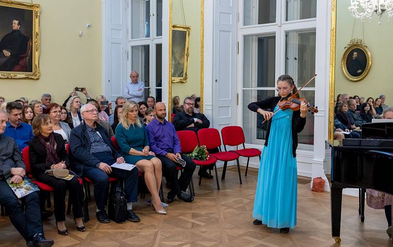 Koncert 64. ročníku Kocianovy houslové a 27. ročníku Heranovy violoncellové soutěže.