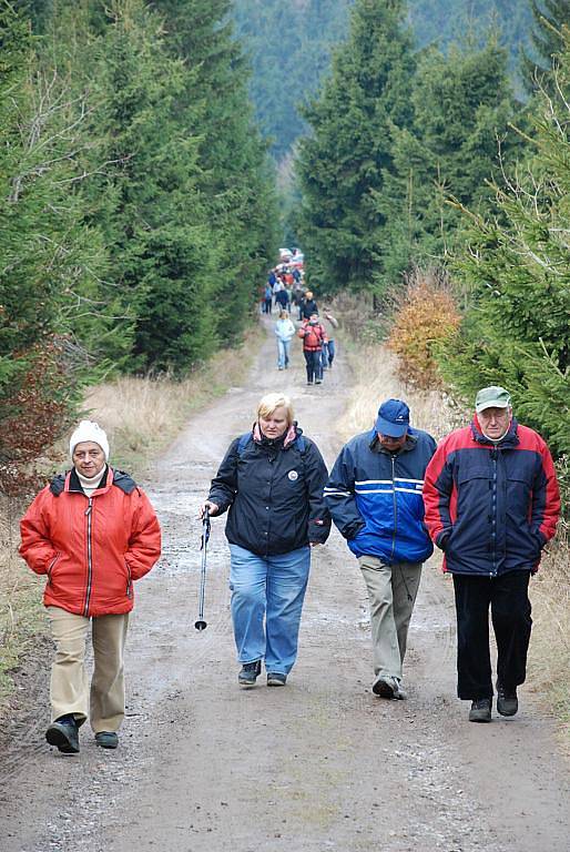 První turisté šplhali na rozhlednu Anna