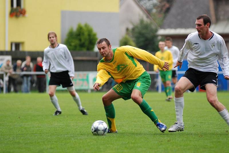 Týniště n. O. – Horní Měcholupy 2:0