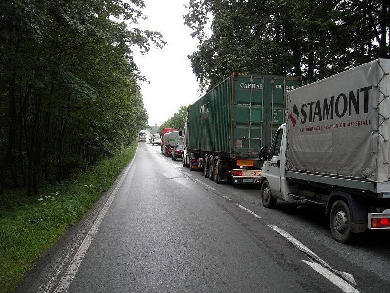 K dopravní nehodě K nehodě došlo na silnici za obcí Chábory ve směru na Dobrušku.