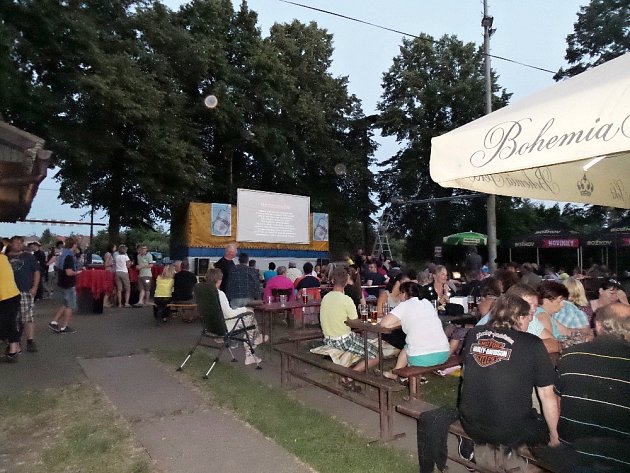 Historická premiéra letního kina v Ledcích se podařila