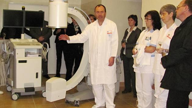 Mobilní rentgen v rychnovské nemocnici