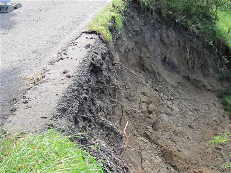 DÍLO ZKÁZY. Takovou spoušť napáchala na Rychnovsku pondělní blesková povodeň. 