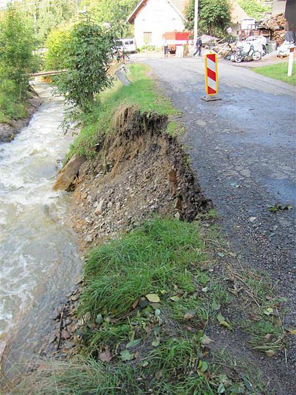 DÍLO ZKÁZY. Takovou spoušť napáchala na Rychnovsku pondělní blesková povodeň. 