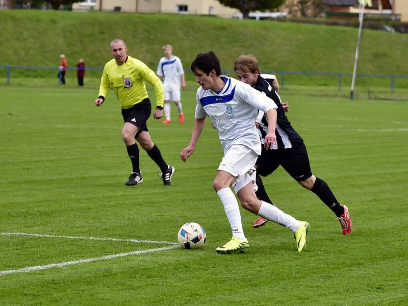 Krajský přebor ve fotbale: Kostelec nad Orlicí - Červený Kostelec.