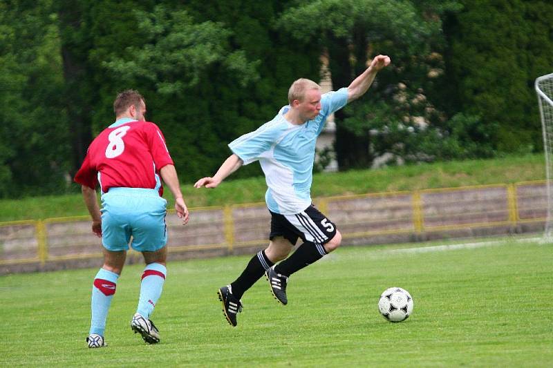 Fotbalové utkání Dobruška - Častolovice (1:2).