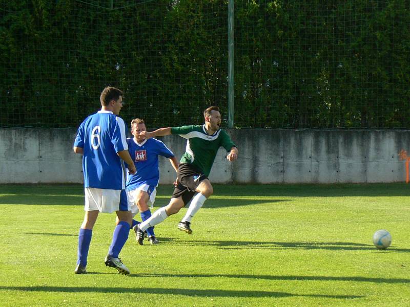 Dobrušská rezerva v prvním kole Poháru OFS vyřadila favorizované Křivice. 