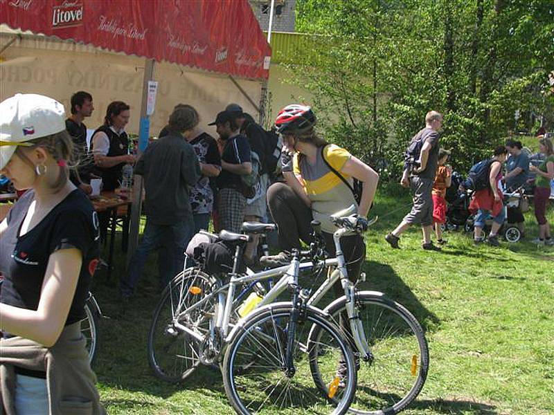 Turistického podniku Přes tři hrady se letos díky přízni počasí zúčastnilo celkem přes sedm tisíc pěších a cyklistů