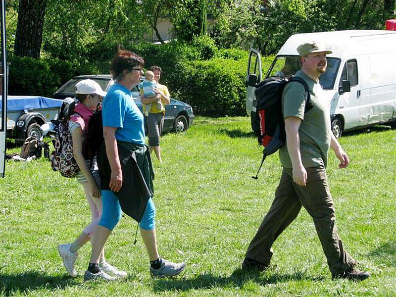 Turistického podniku Přes tři hrady se letos díky přízni počasí zúčastnilo celkem přes sedm tisíc pěších a cyklistů