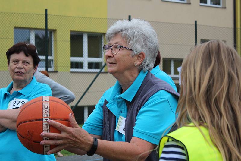 Sportovní hry seniorů Královéhradeckého kraje v Borohrádku.