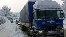 Polský kamion zablokoval hlavní tah Rychnovem n. K.